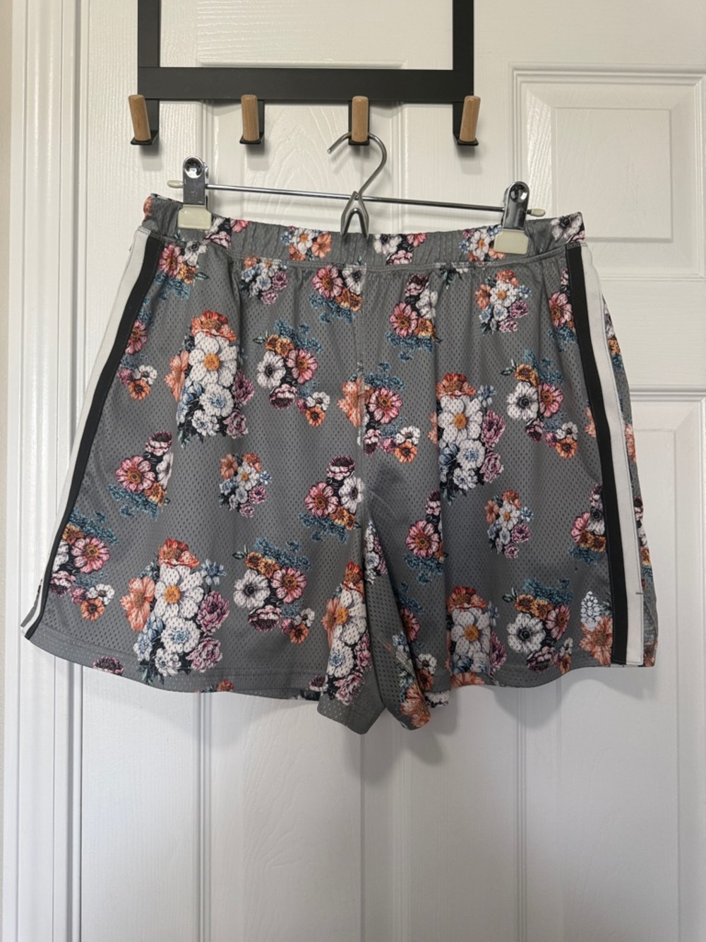 Free People When in Venice Grey Floral Athletic Mesh Shorts with Side Stripes Lg